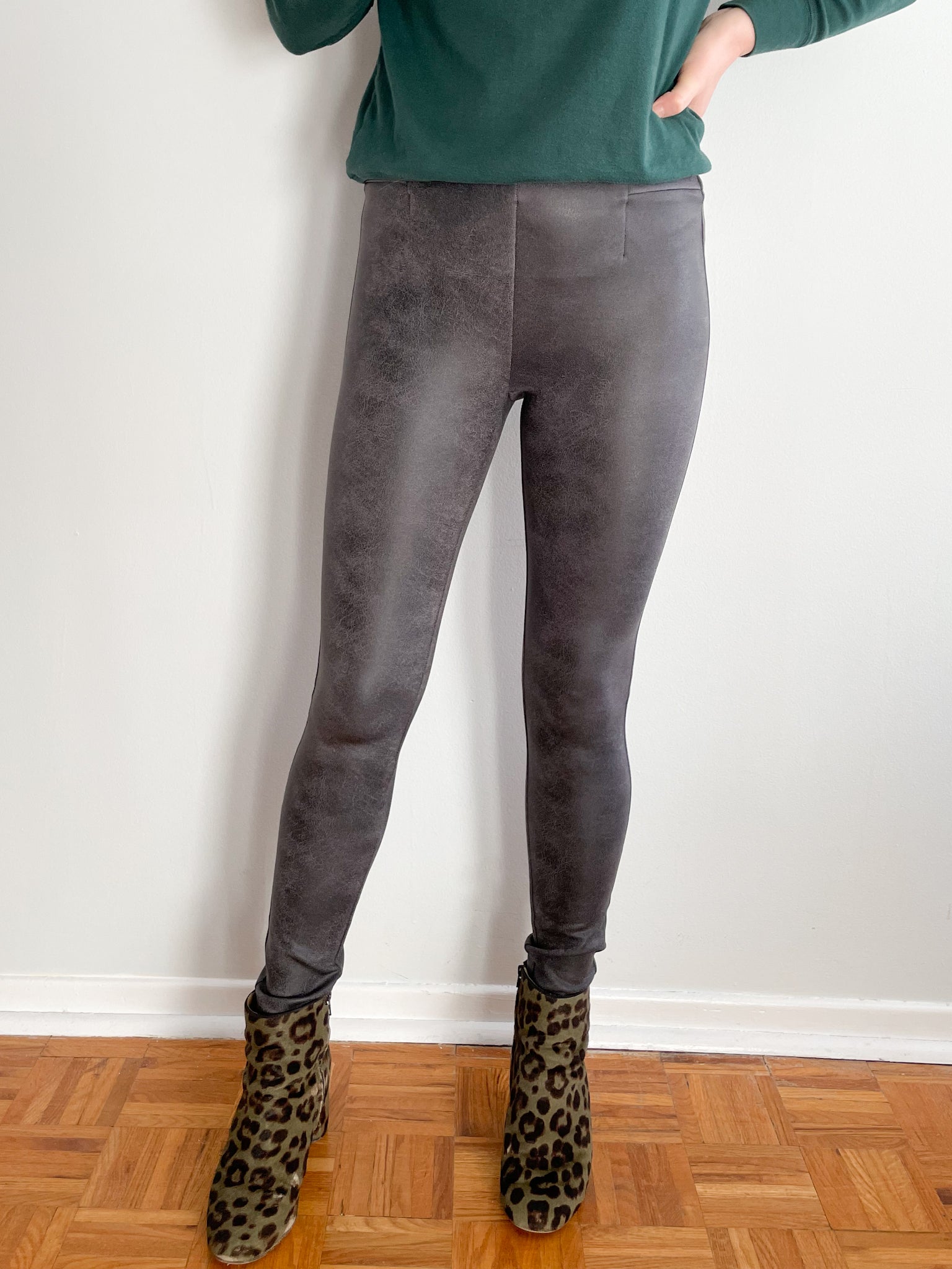 Dex Grey Marbled Leather Looking High Rise Legging Pants - XS – Le Prix  Fashion & Consulting