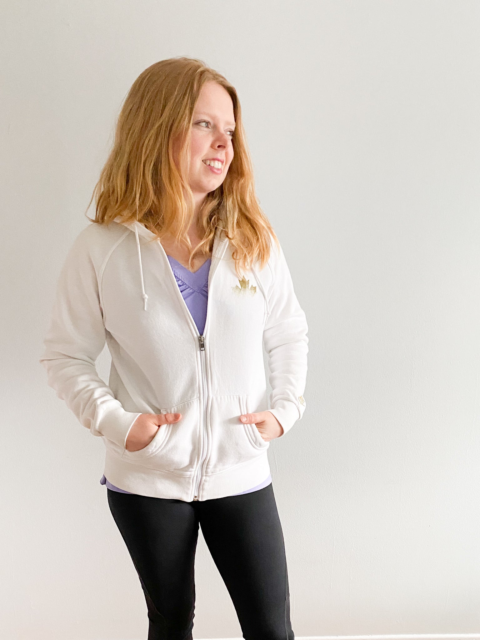 Nike hooded zipper cardigan on sale sweatshirt