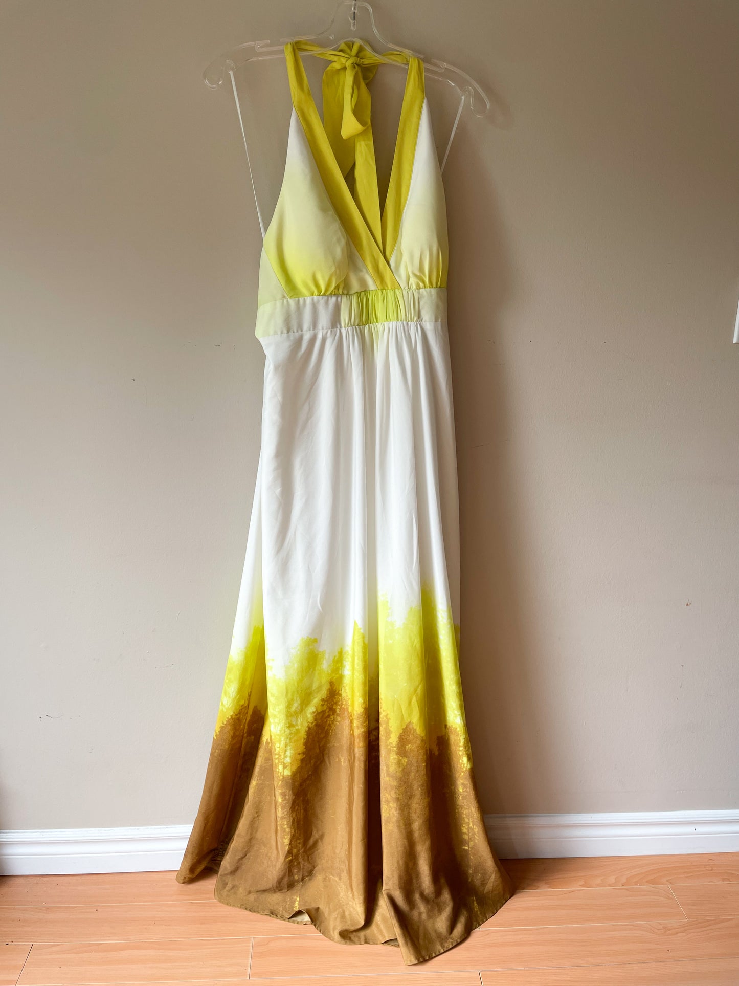 Jessica Simpson Yellow Brown Forest Backless Halter Maxi Dress -  Size 8