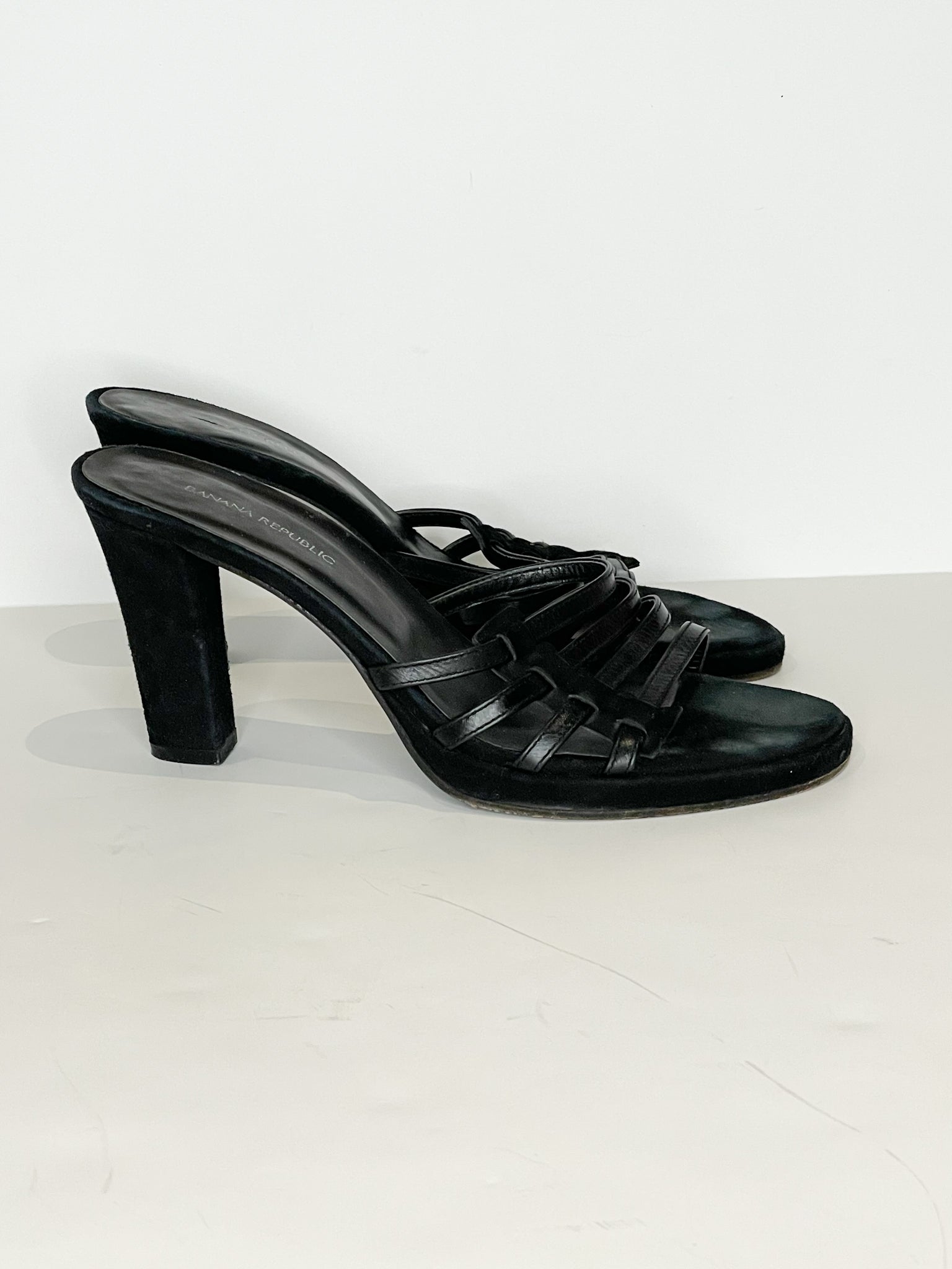 BANANA REPUBLIC sz 9.5 black suede Adelia D'Orsay pump heels | eBay