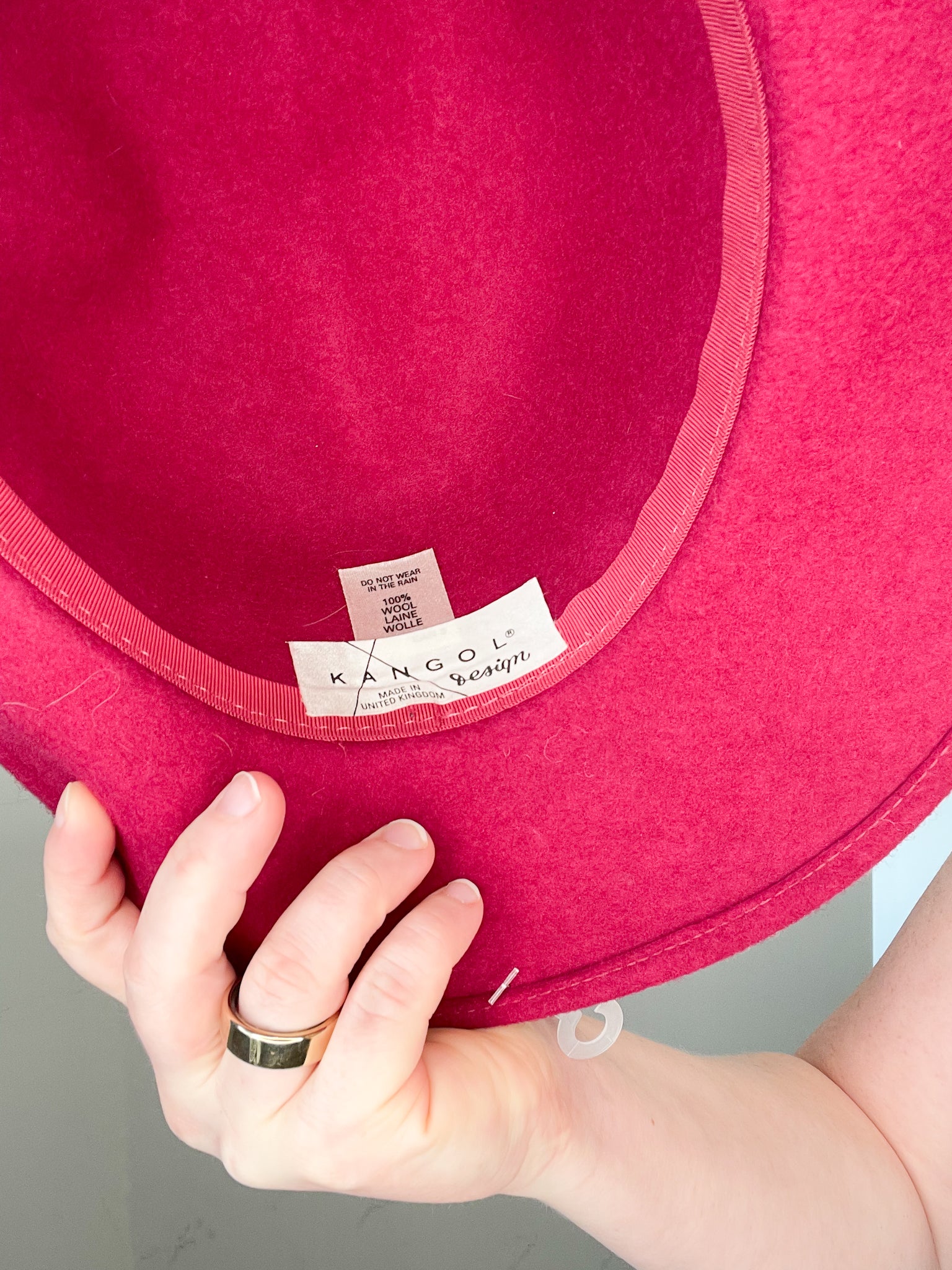 Vintage Kangol Dark Pink Wool Fedora Hat – Le Prix Fashion