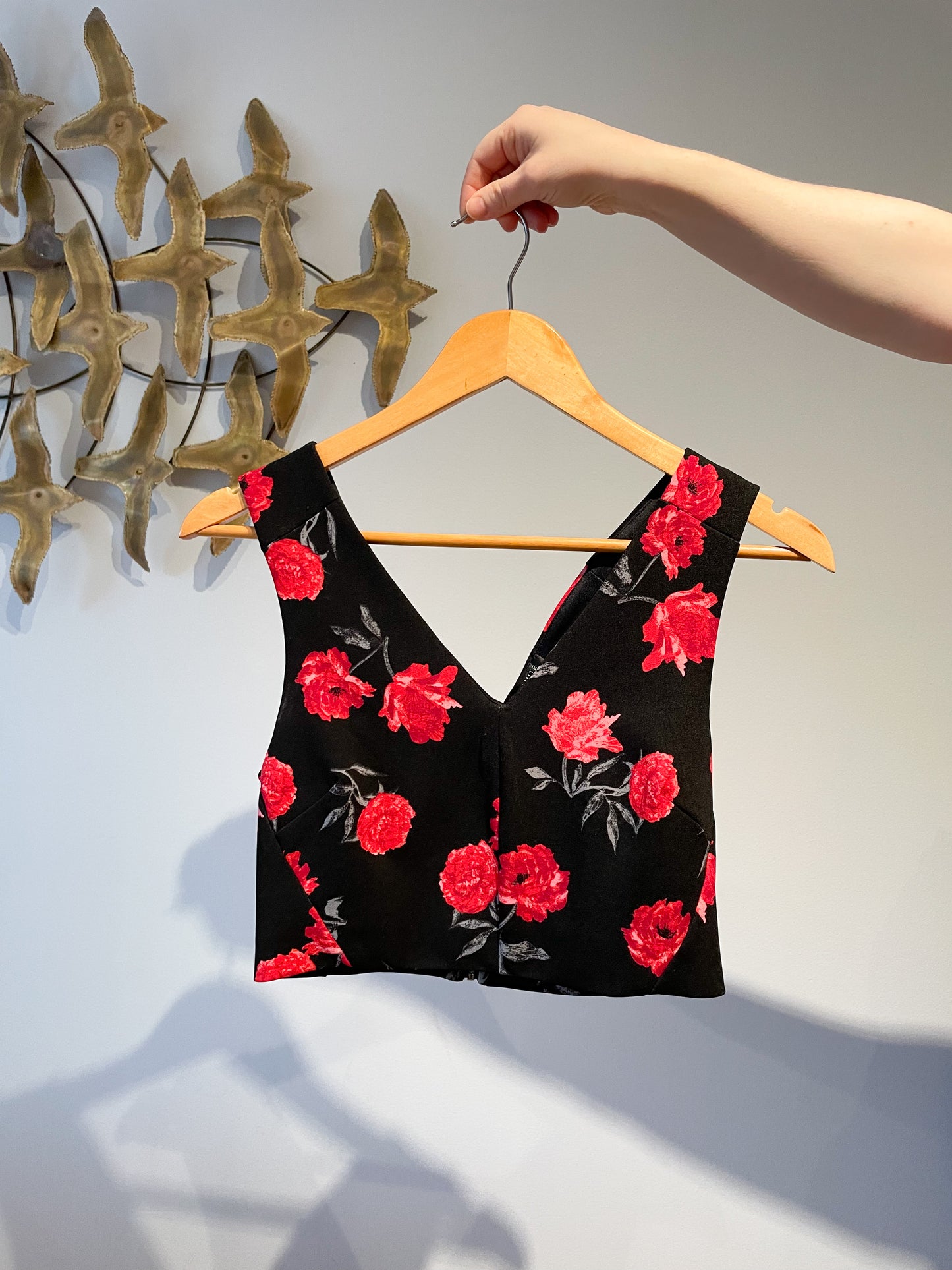 Dark Red Floral V-Neck Zipper Back Crop Top - Small