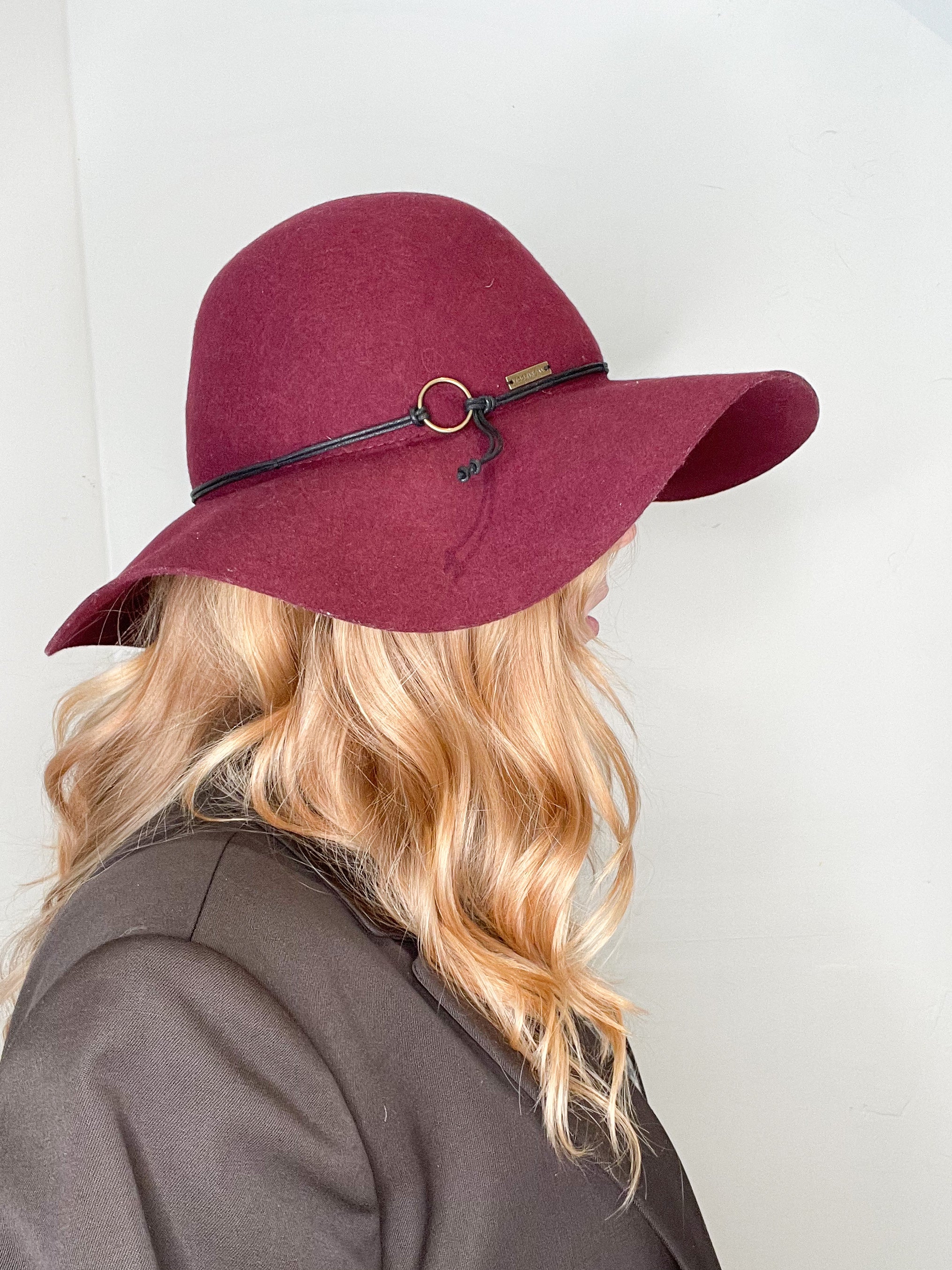 Hats – Le Prix Fashion & Consulting