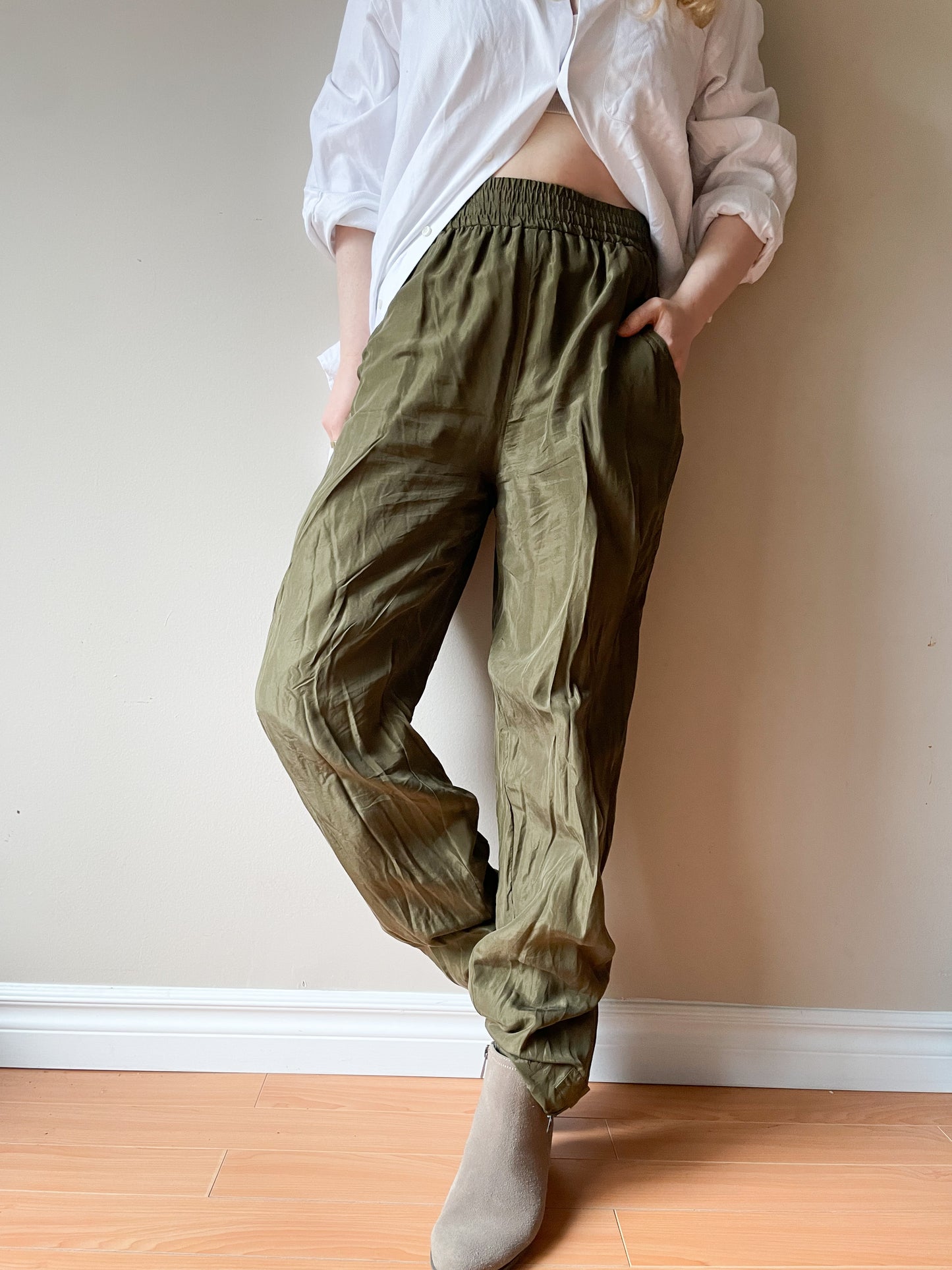 Vintage Olive Green 100% Silk Jogger Pants - Medium