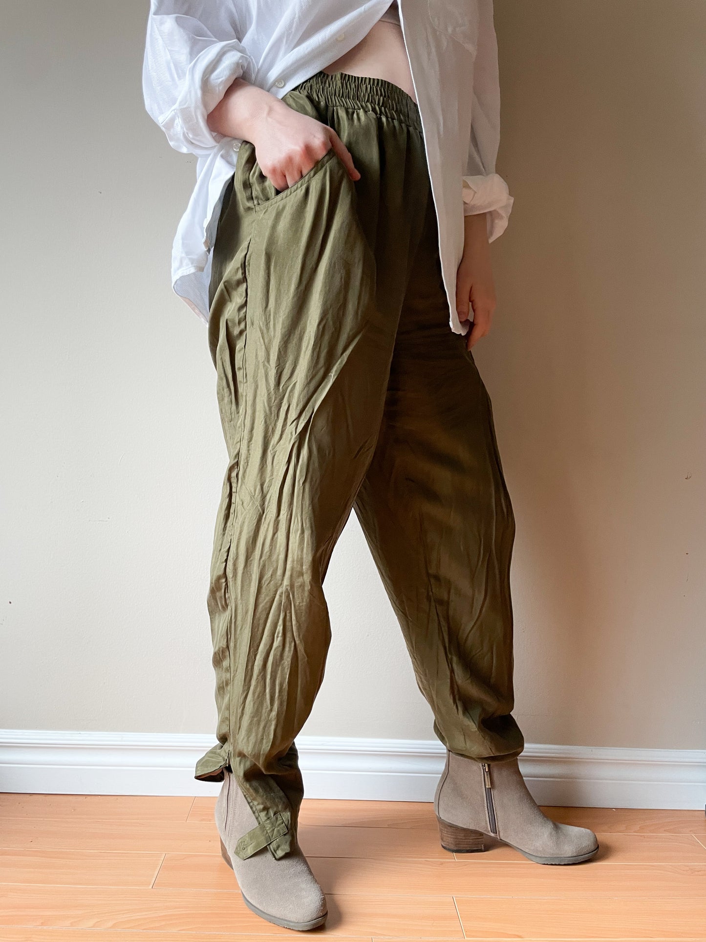 Vintage Olive Green 100% Silk Jogger Pants - Medium