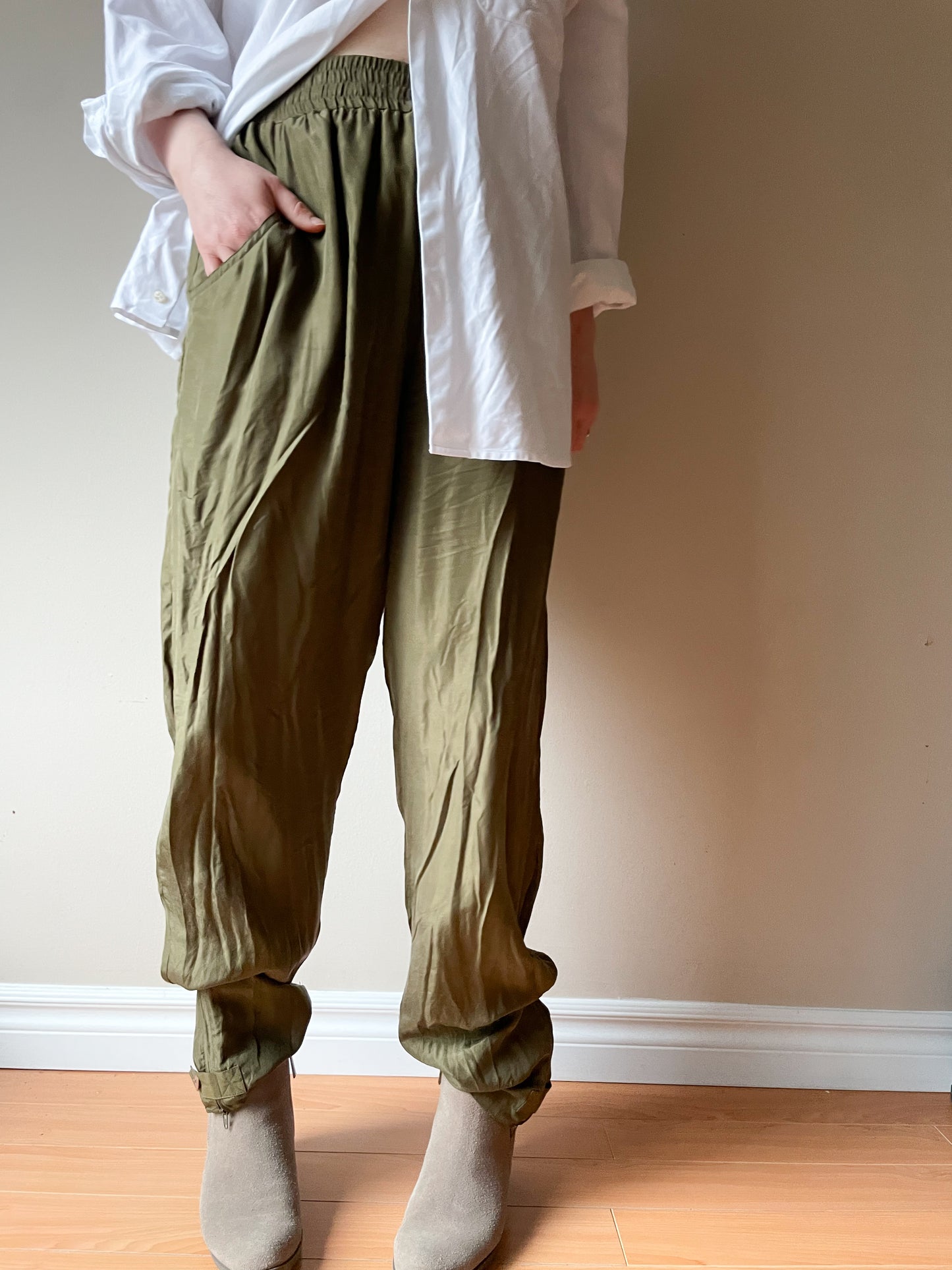 Vintage Olive Green 100% Silk Jogger Pants - Medium