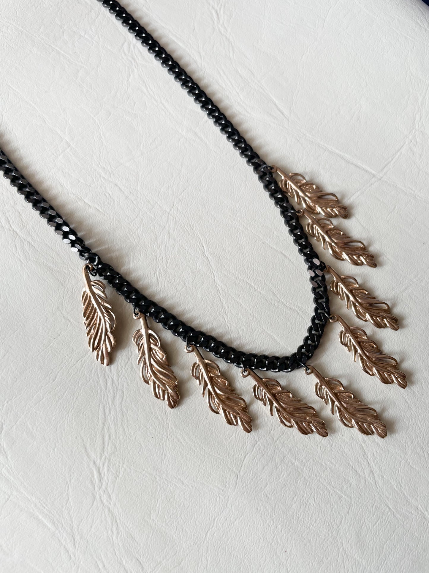 Stella & Dot Black Chain Gold Feather Necklace