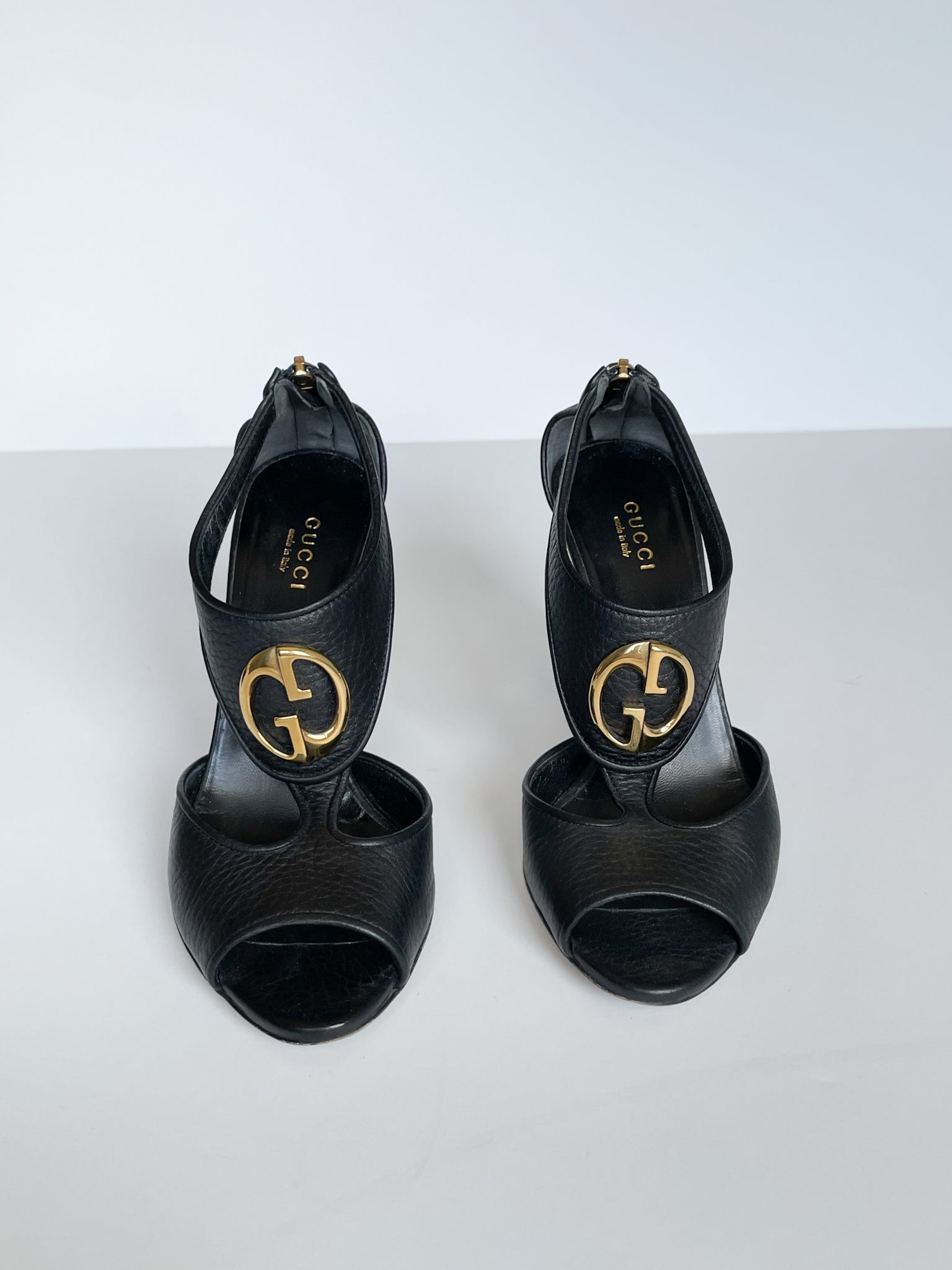 GUCCI Black Genuine Leather Logo Peeptoe 4