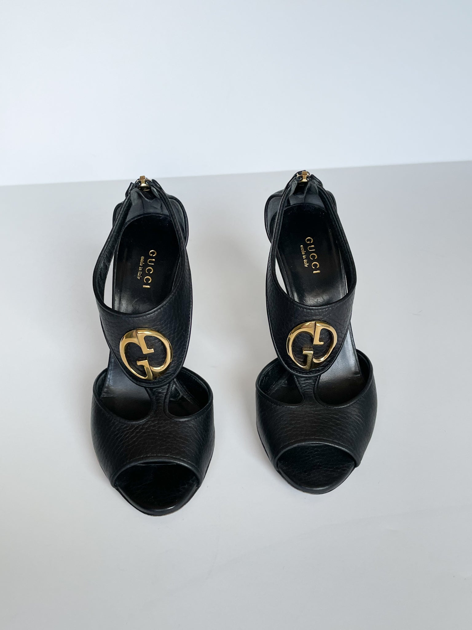 GUCCI Black Genuine Leather Logo Peeptoe 4