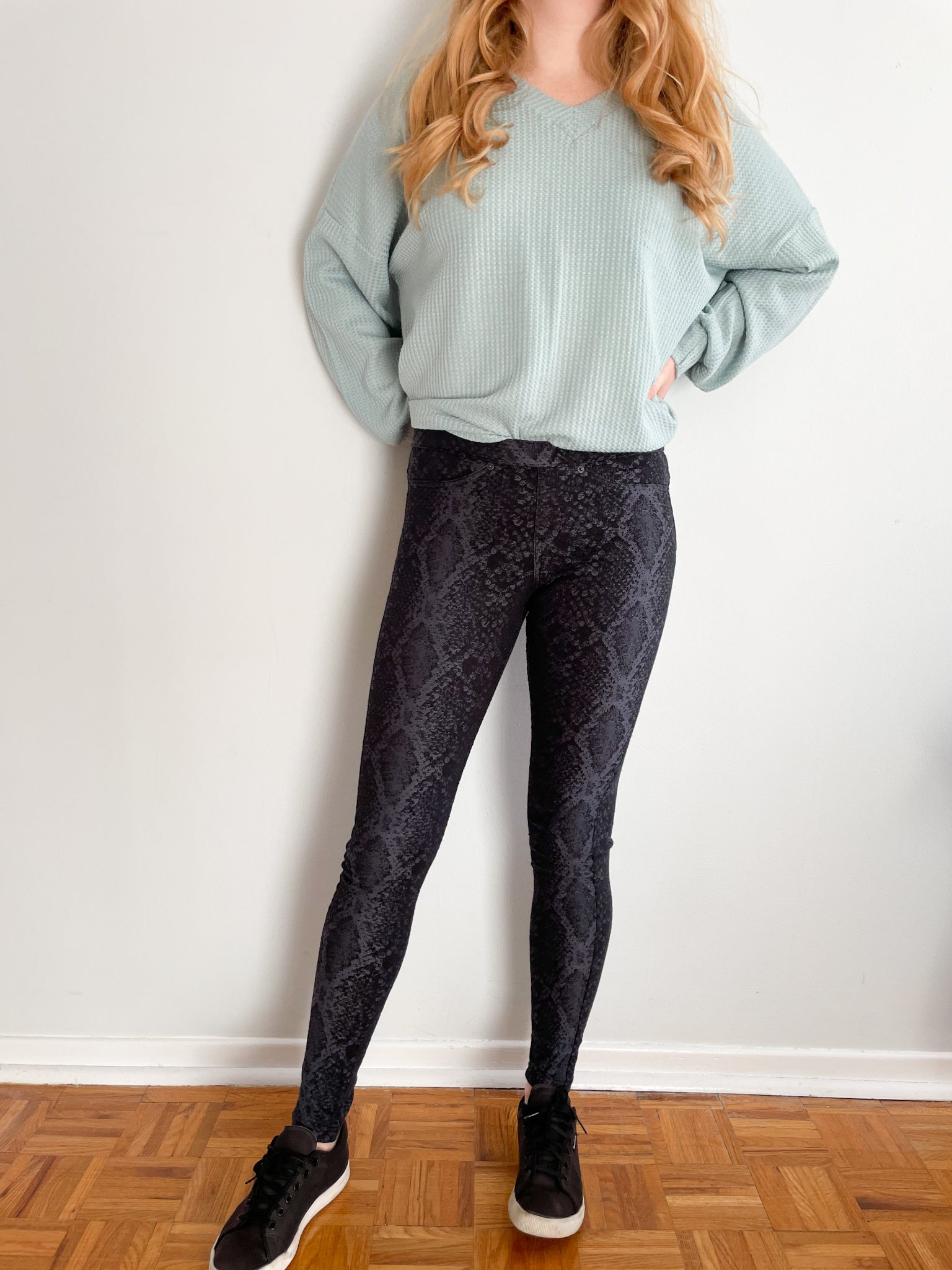 Hue leggings store with back pockets