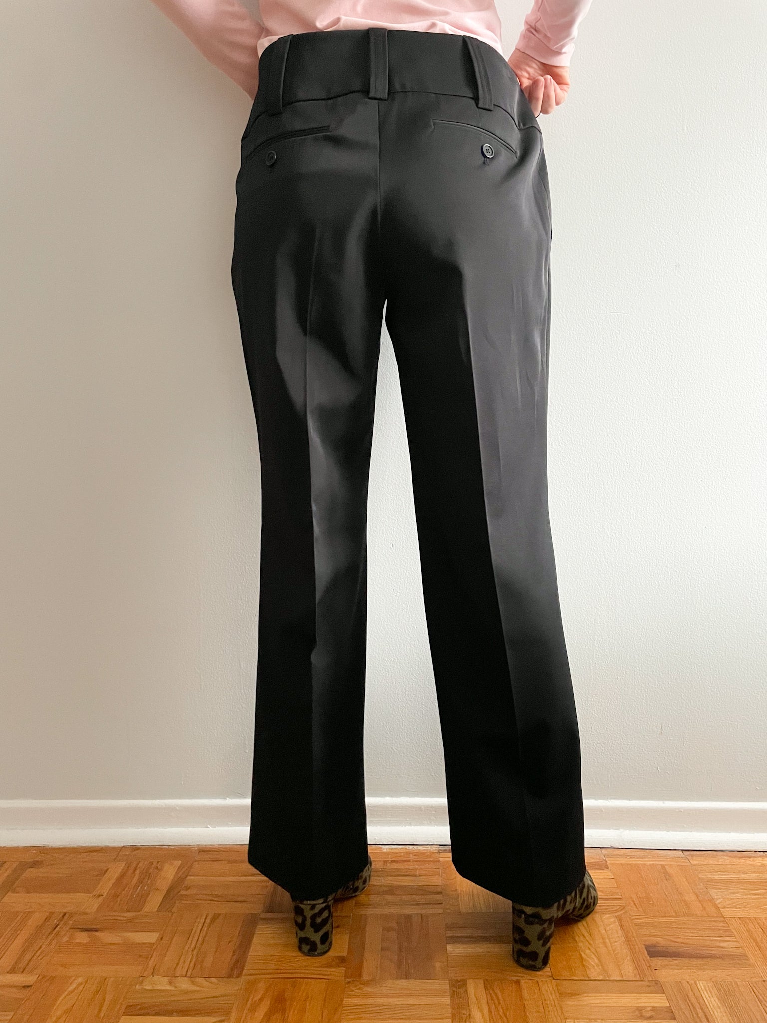 Uniqlo Grey High Rise Sweat Jogger Pants - XL – Le Prix Fashion & Consulting