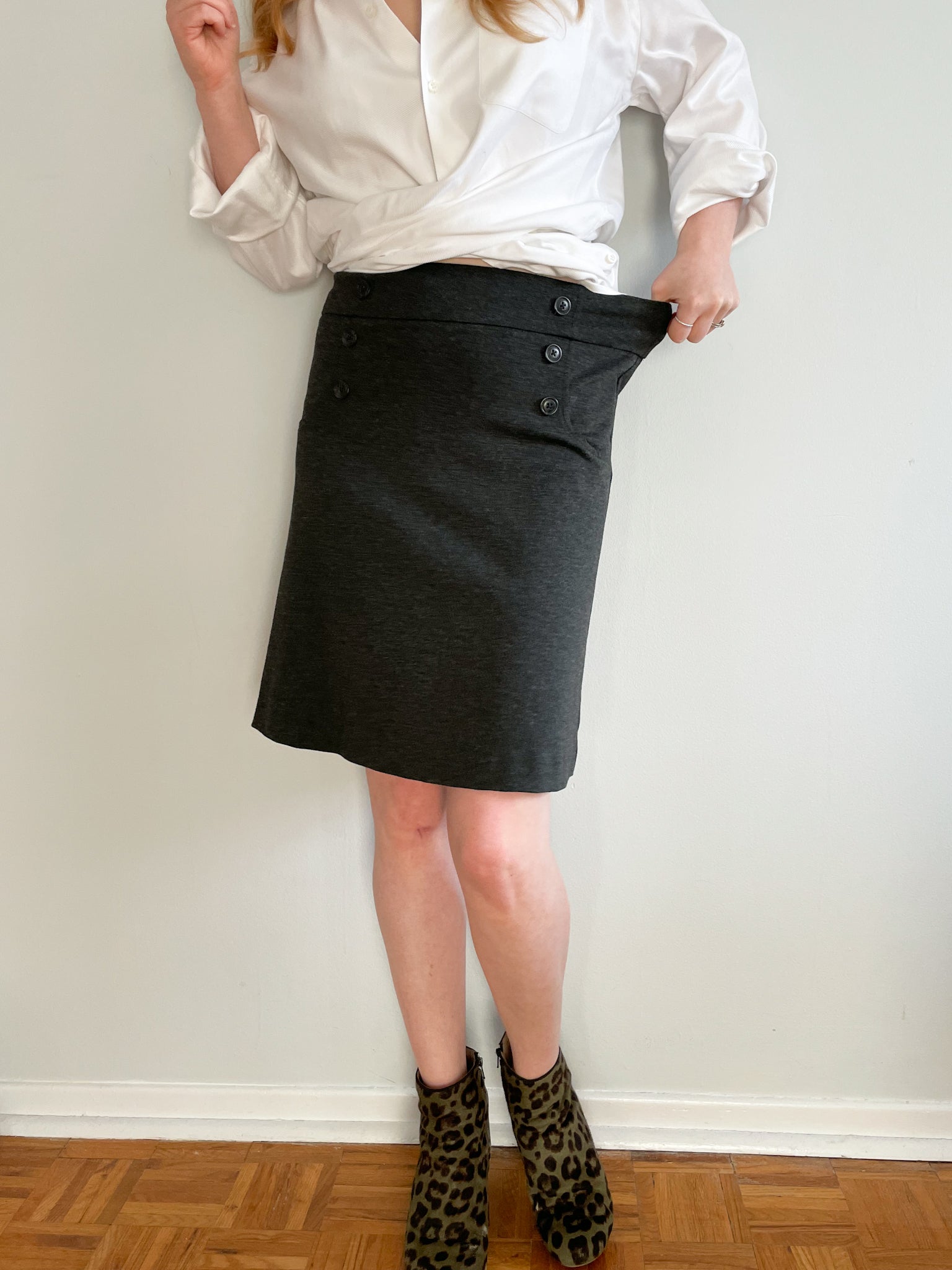 Grey pull 2025 on pencil skirt