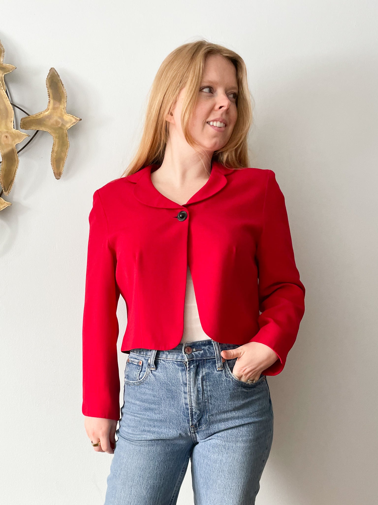 Talbots Red Cropped Single Button Closure Jacket Blazer - Size 10 – Le Prix  Fashion & Consulting