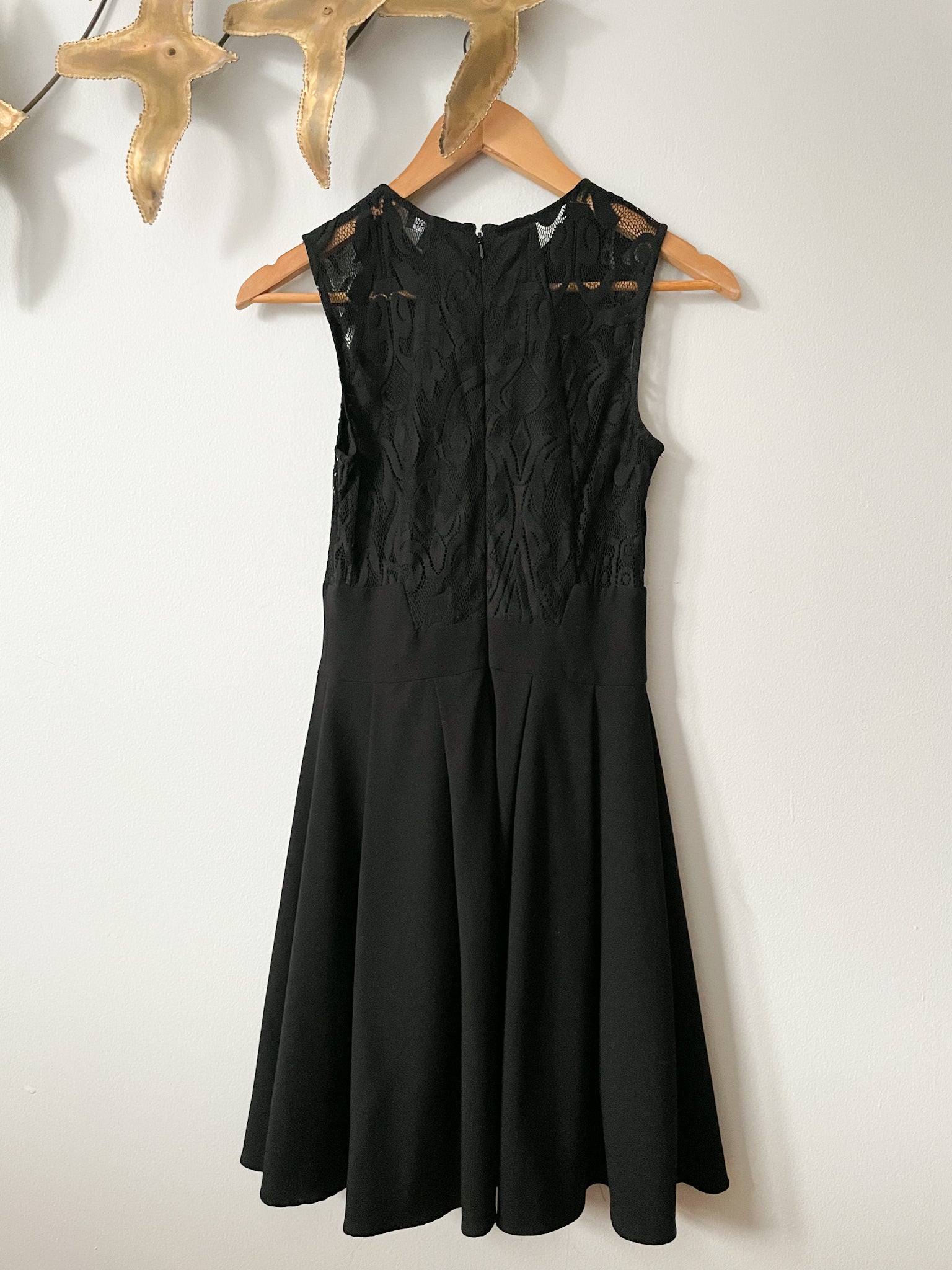 Warehouse black 2025 lace dress